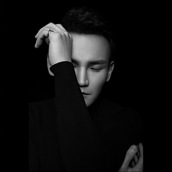 维•爱